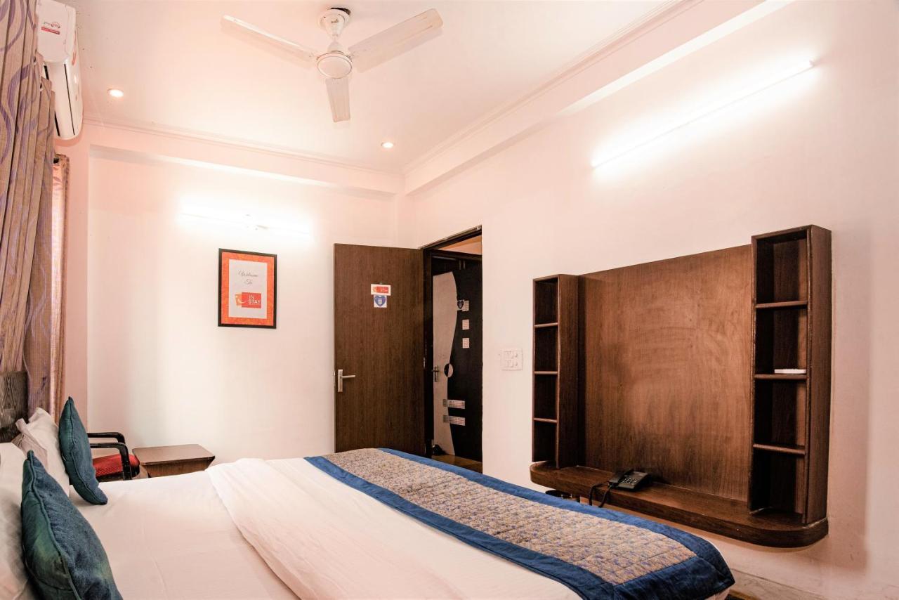 Instay - 46 Gurgaon Buitenkant foto