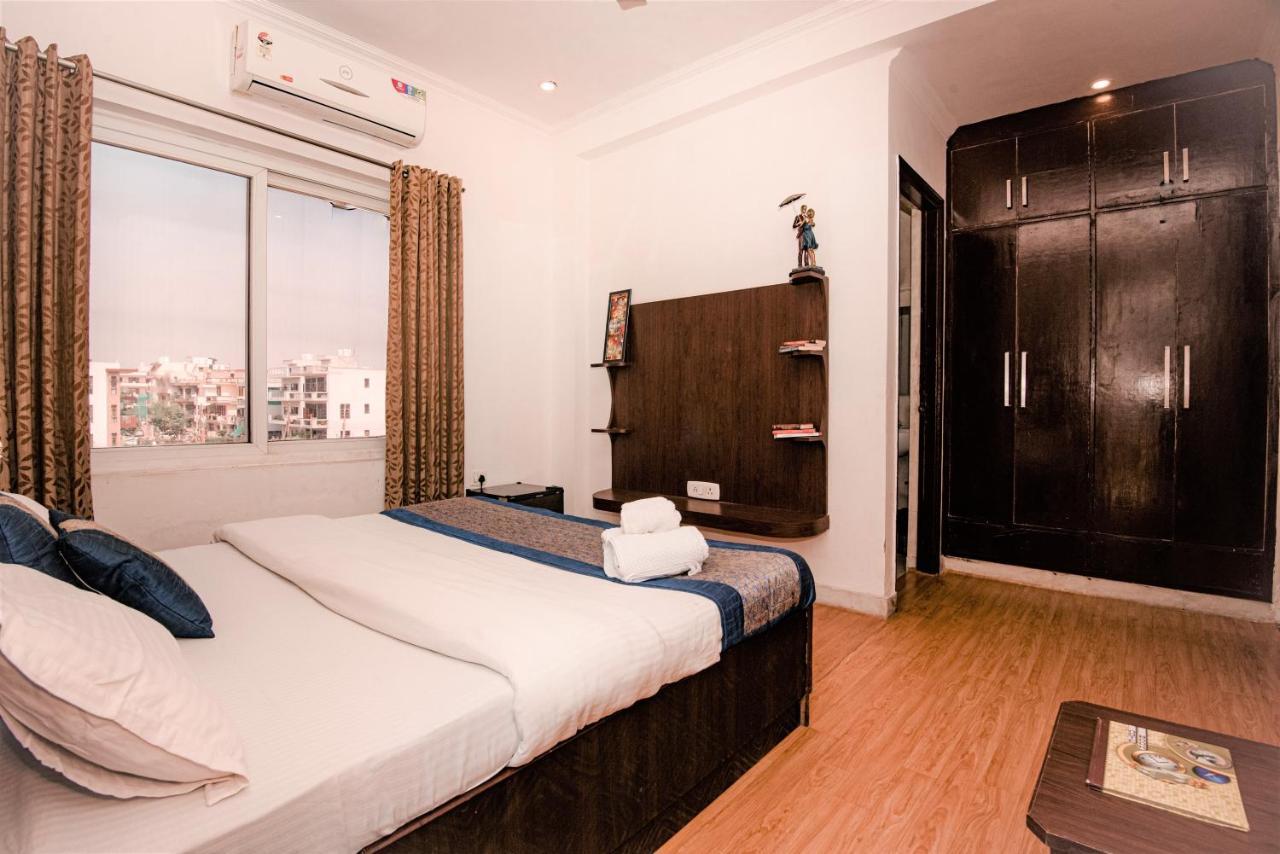 Instay - 46 Gurgaon Buitenkant foto